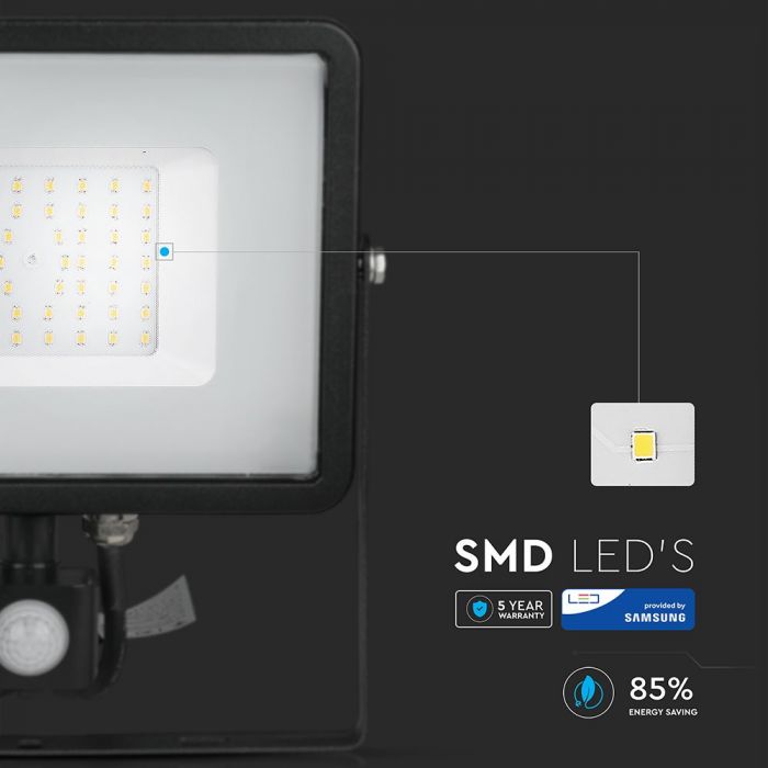 V-TAC 50w LED SMD PIR Sensor Floodlight Samsung Chip Black Body